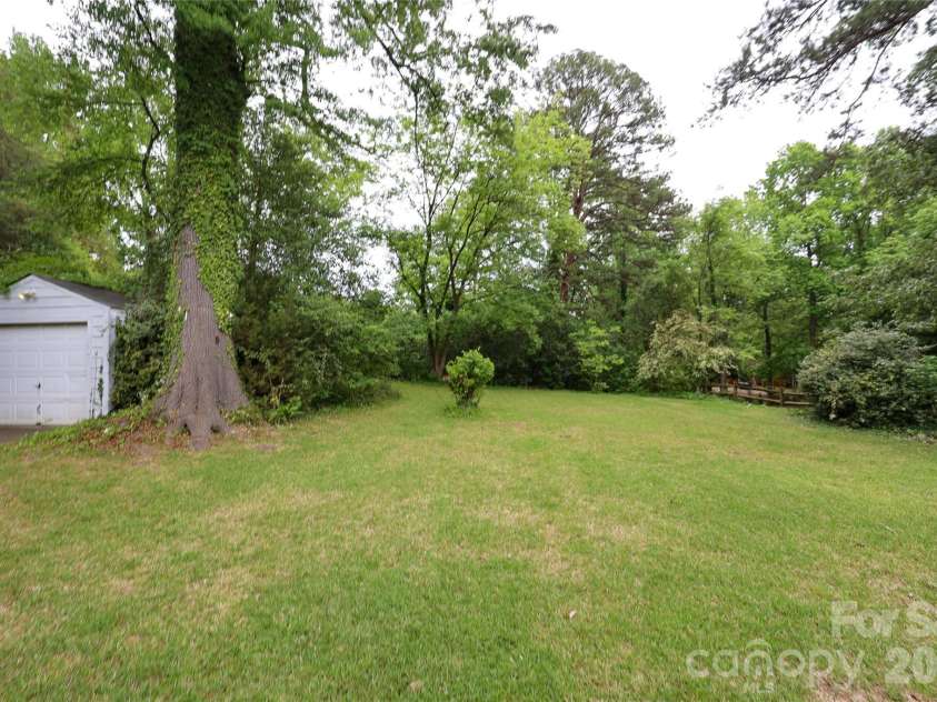 1456 Briar Creek Road, Charlotte, NC 28205.  MLS# CAR4377109, YatesRealty ID 17631. 