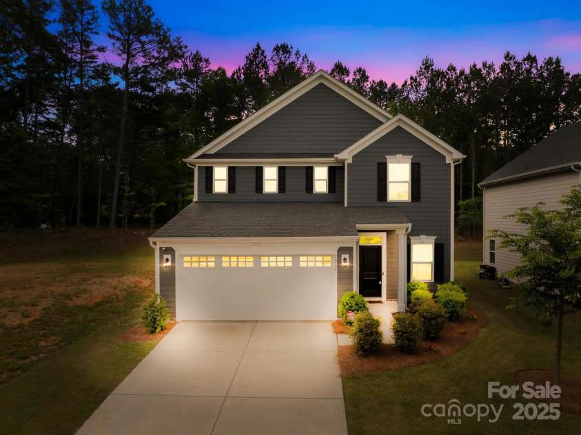 2012 Slippery Rock Lane, Monroe, NC 28112.  MLS# CAR4254681, YatesRealty ID 17633. Welcome Home