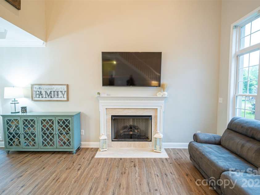 260 Ingonish Drive, Gastonia, NC 28056.  MLS# CAR4245388, YatesRealty ID 17635. 