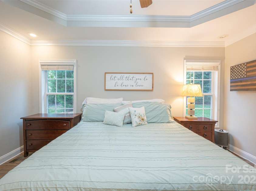 260 Ingonish Drive, Gastonia, NC 28056.  MLS# CAR4245388, YatesRealty ID 17635. 