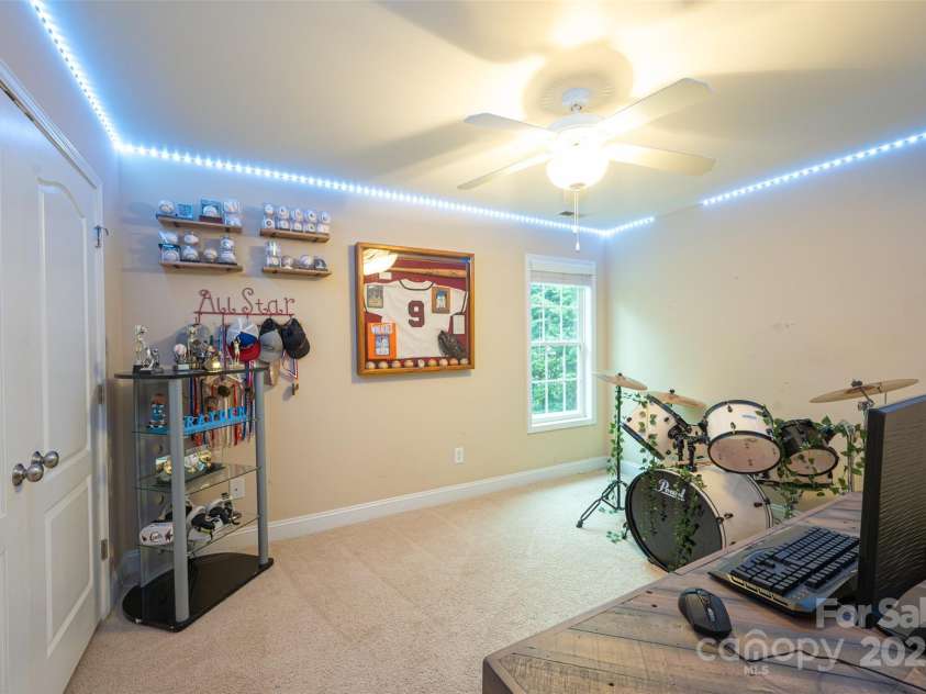 260 Ingonish Drive, Gastonia, NC 28056.  MLS# CAR4245388, YatesRealty ID 17635. 