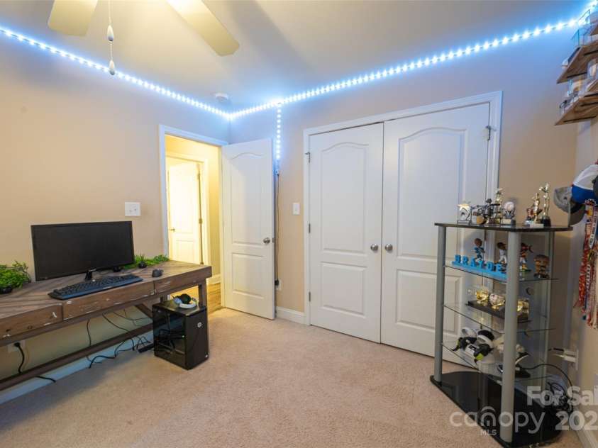260 Ingonish Drive, Gastonia, NC 28056.  MLS# CAR4245388, YatesRealty ID 17635. 
