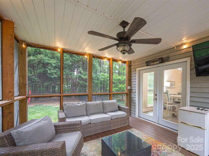 260 Ingonish Drive, Gastonia, NC 28056.  MLS# CAR4245388, YatesRealty ID 17635. 