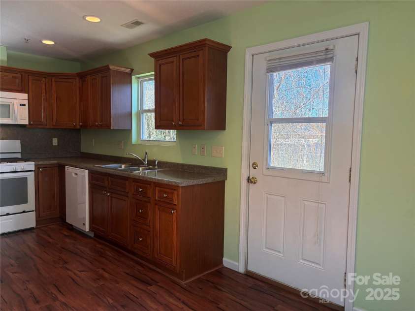 71 Volunteer Way Drive, East Flat Rock, NC 28726.  MLS# CAR4312459, YatesRealty ID 17635. 