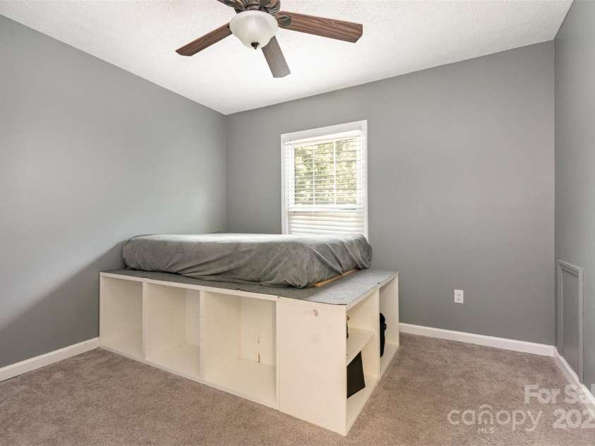 131 Scotland Drive, Mooresville, NC 28115.  MLS# CAR4254939, YatesRealty ID 17636. Upstairs Bedroom 2