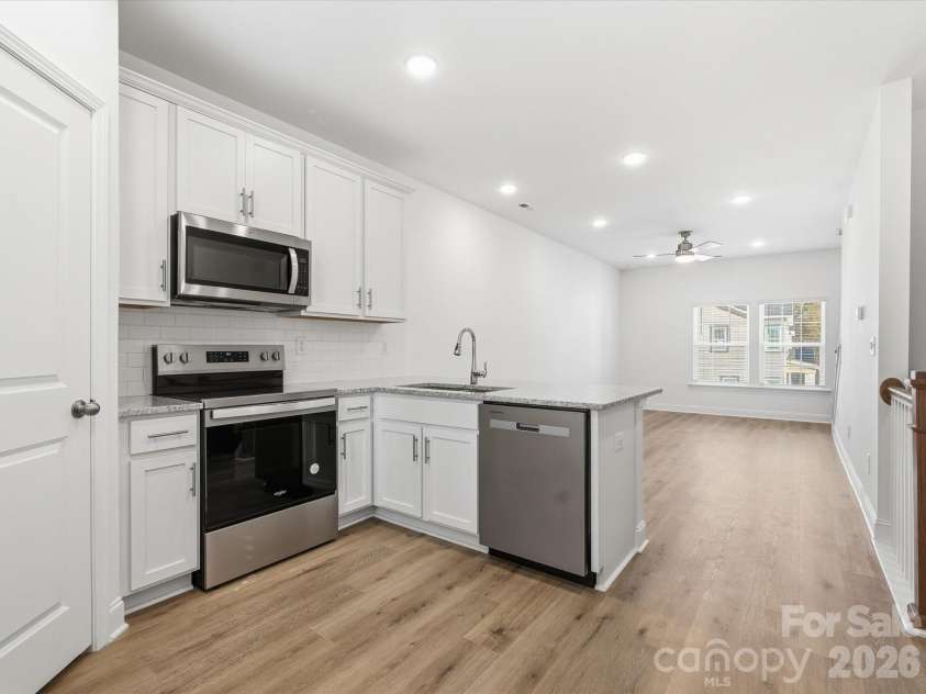 3136 Butler Hill Drive, Matthews, NC 28105.  MLS# CAR4321868, YatesRealty ID 17636. 