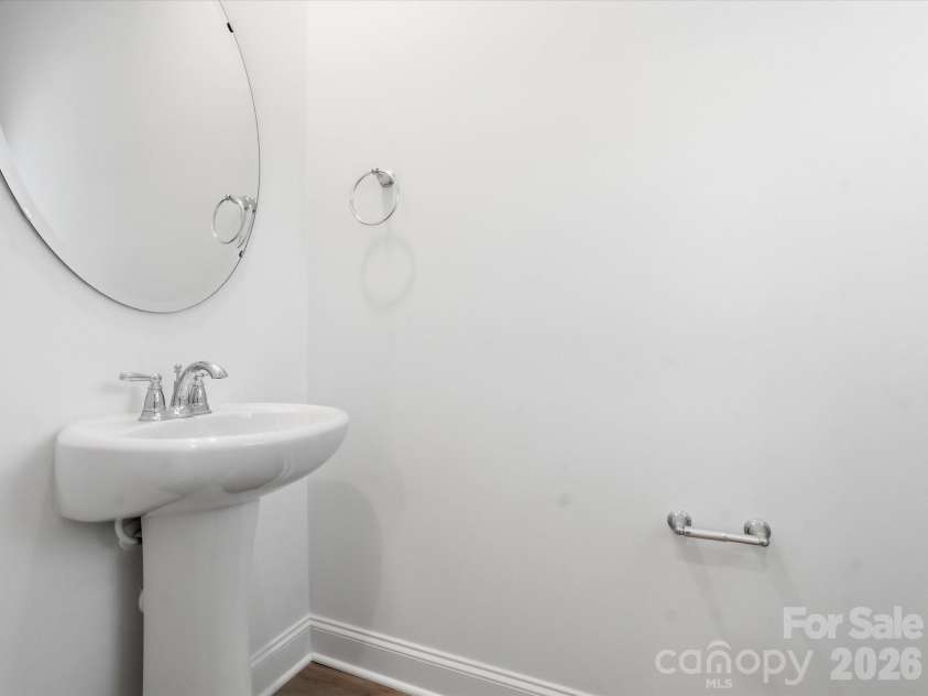 3136 Butler Hill Drive, Matthews, NC 28105.  MLS# CAR4321868, YatesRealty ID 17636. 