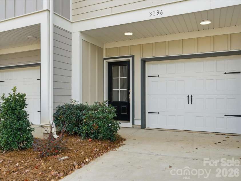 3136 Butler Hill Drive, Matthews, NC 28105.  MLS# CAR4321868, YatesRealty ID 17636. 
