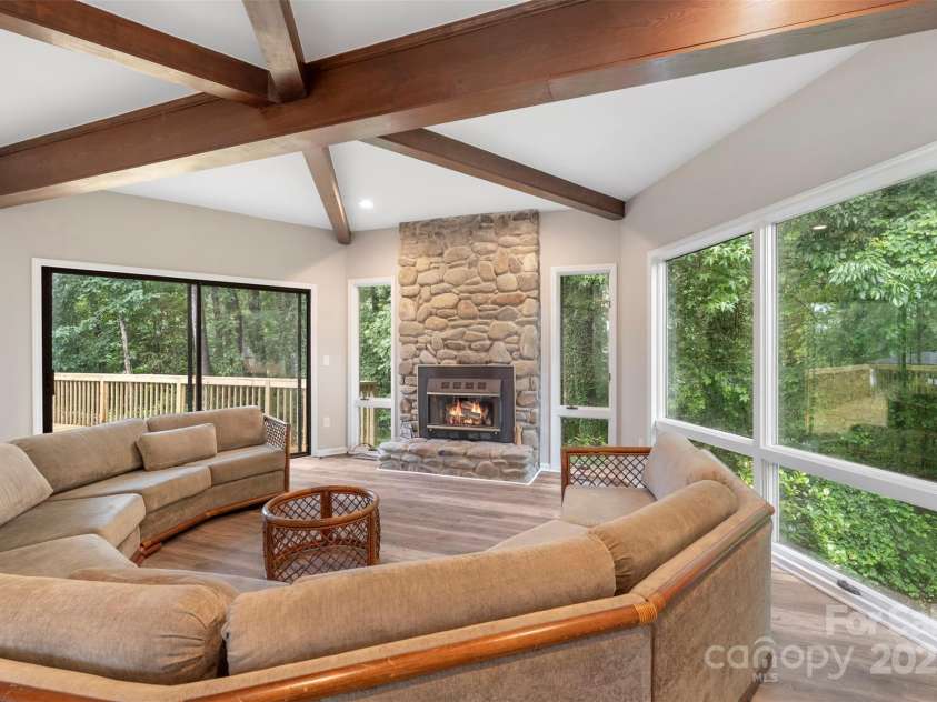 2666 Providence Drive, Gastonia, NC 28052.  MLS# CAR4264344, YatesRealty ID 17637. 