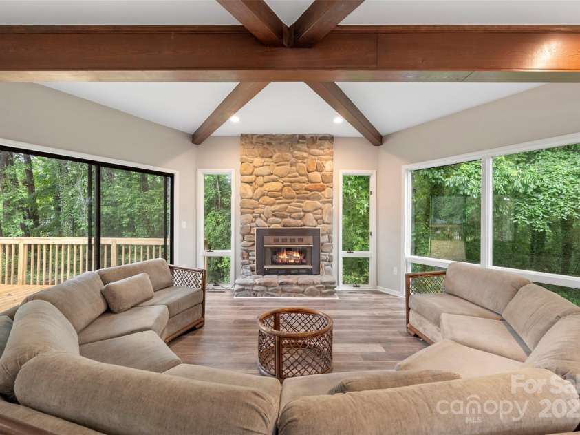 2666 Providence Drive, Gastonia, NC 28052.  MLS# CAR4264344, YatesRealty ID 17637. 