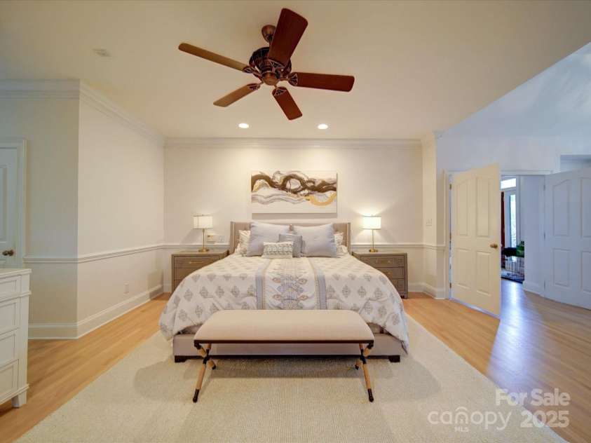 15708 Eagleview Drive, Charlotte, NC 28278.  MLS# CAR4267161, YatesRealty ID 17638. 