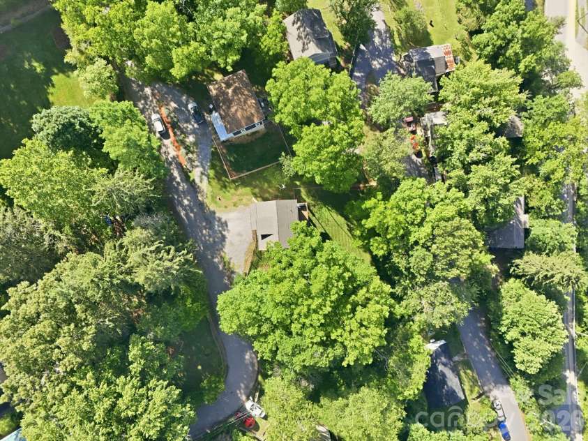 239 Northside Street, Canton, NC 28716.  MLS# CAR4349371, YatesRealty ID 17639. 