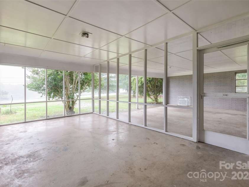 5625 Highway 601 Highway, Salisbury, NC 28147.  MLS# CAR4166157, YatesRealty ID 17639. 
