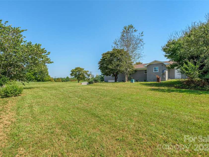 5625 Highway 601 Highway, Salisbury, NC 28147.  MLS# CAR4166157, YatesRealty ID 17639. 