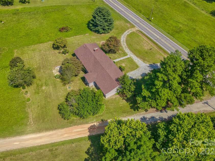 5625 Highway 601 Highway, Salisbury, NC 28147.  MLS# CAR4166157, YatesRealty ID 17639. 