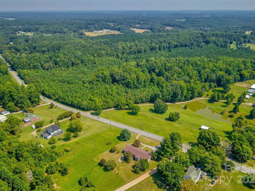 5625 Highway 601 Highway, Salisbury, NC 28147.  MLS# CAR4166157, YatesRealty ID 17639. 
