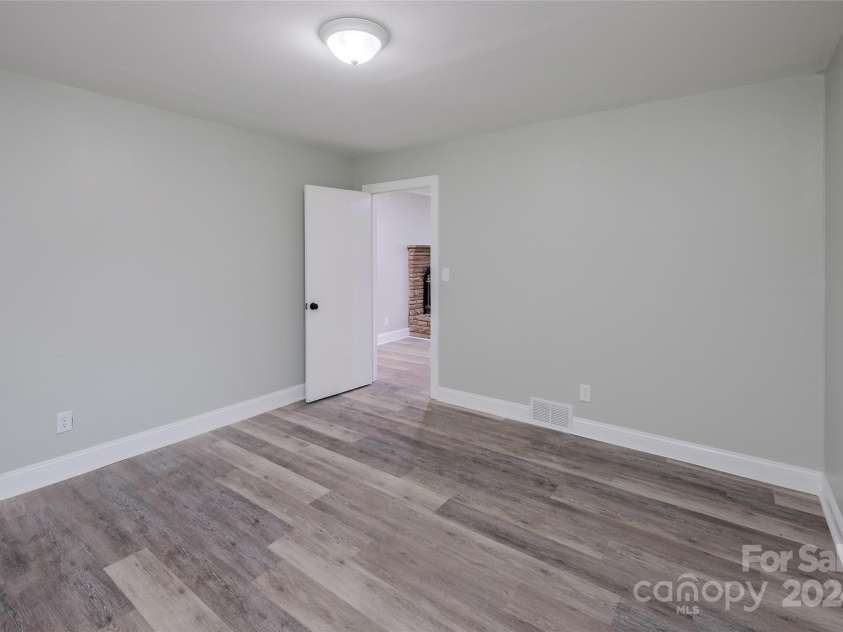 5625 Highway 601 Highway, Salisbury, NC 28147.  MLS# CAR4166157, YatesRealty ID 17639. 