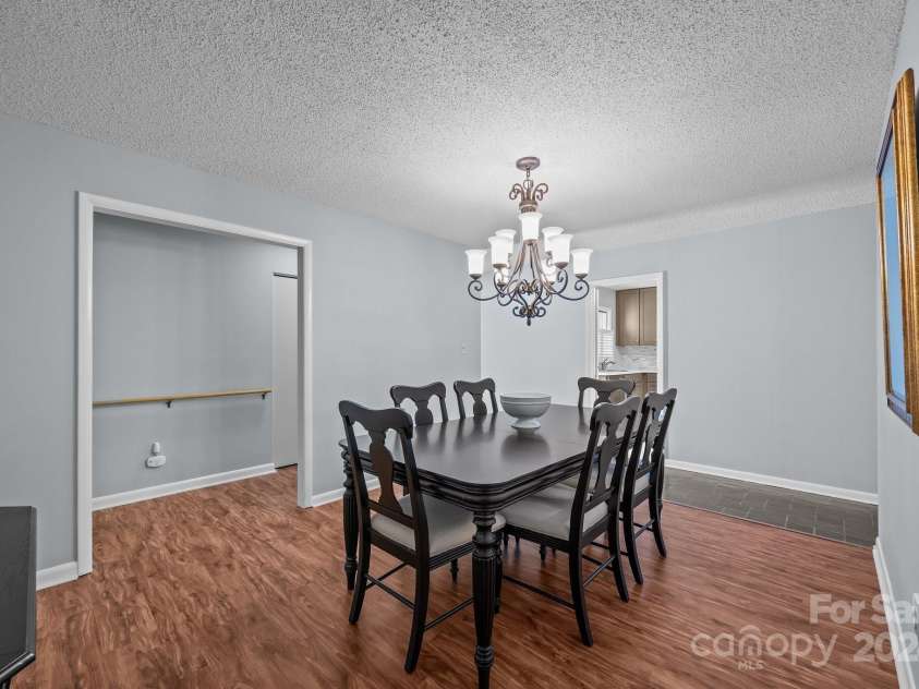 464 Crowfields Drive, Asheville, NC 28803.  MLS# CAR4192949, YatesRealty ID 1764. 