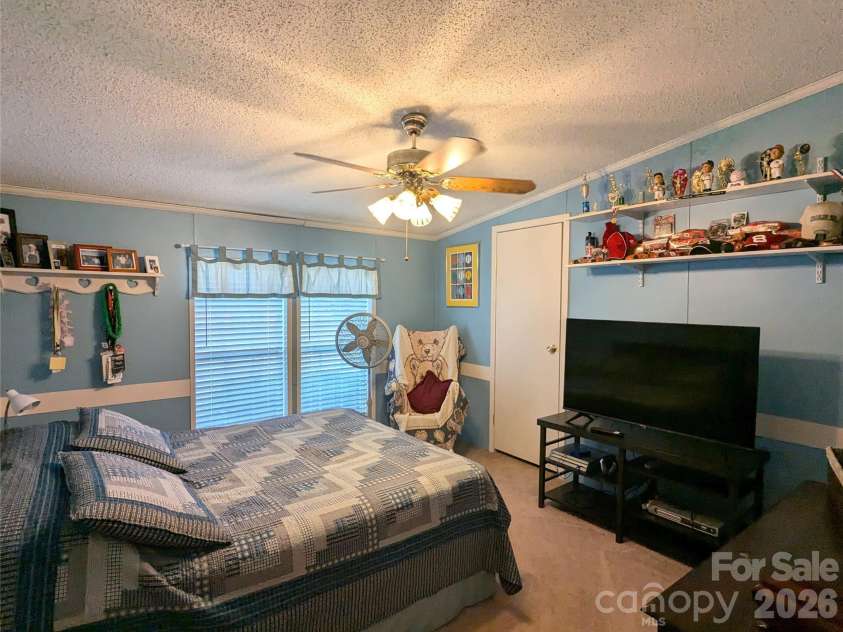 6846 Potter Road, Matthews, NC 28104.  MLS# CAR4349179, YatesRealty ID 17640. 