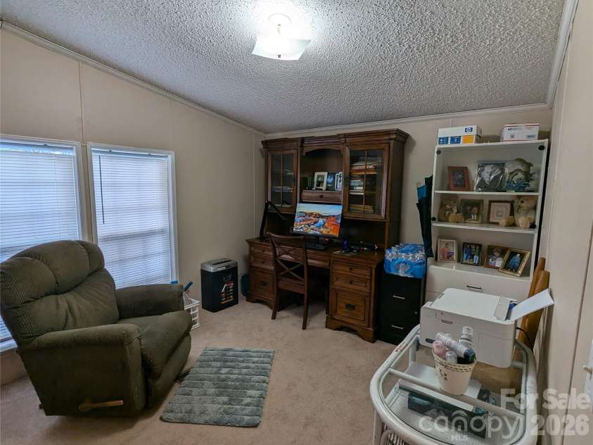 6846 Potter Road, Matthews, NC 28104.  MLS# CAR4349179, YatesRealty ID 17640. 