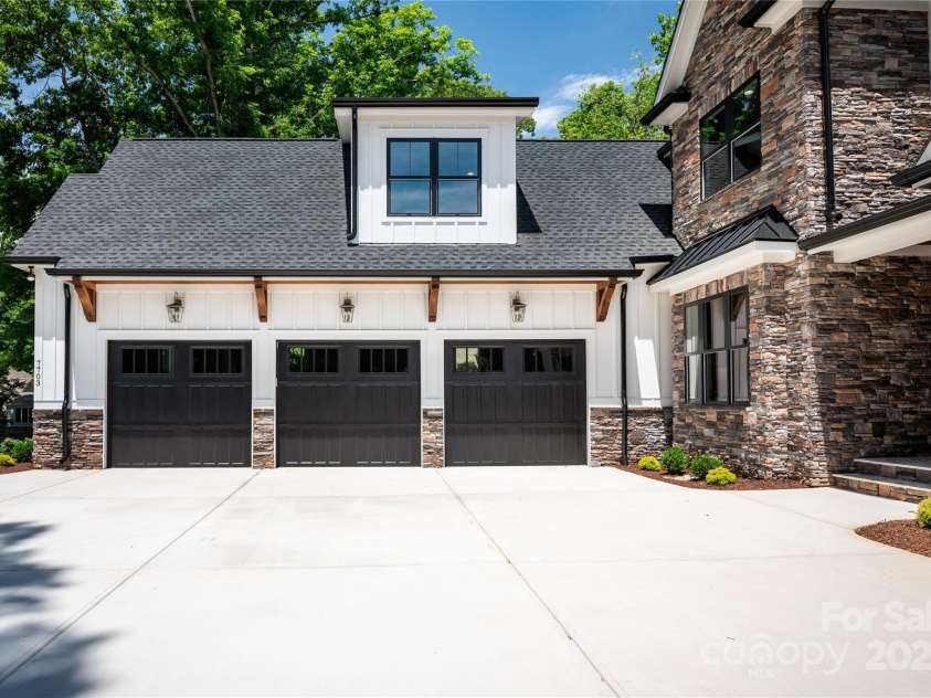 7703 Juniper Lane, Denver, NC 28037.  MLS# CAR4260434, YatesRealty ID 17642. 