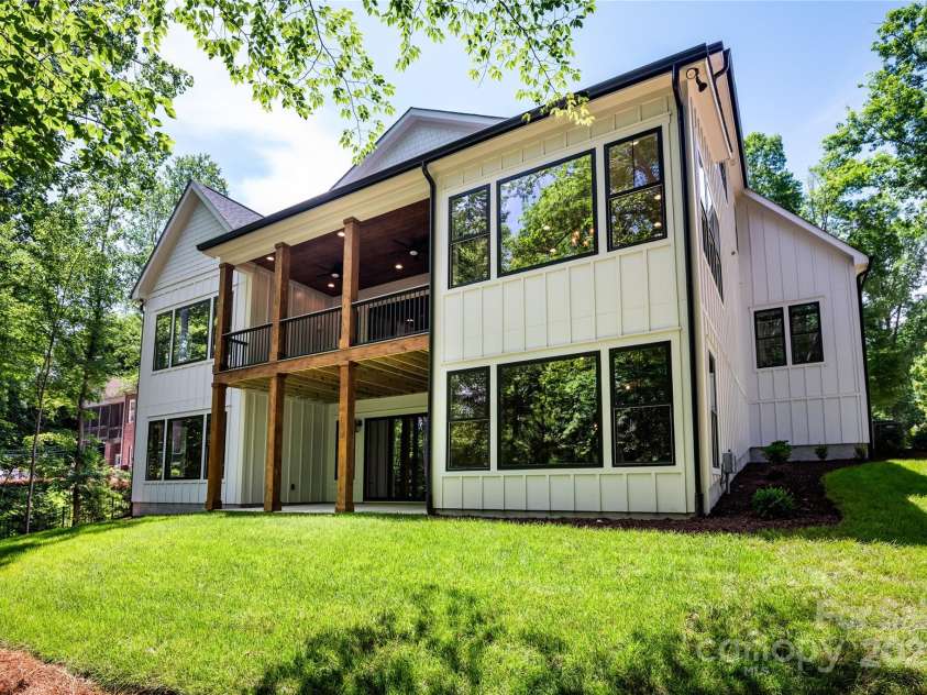 7703 Juniper Lane, Denver, NC 28037.  MLS# CAR4260434, YatesRealty ID 17642. 