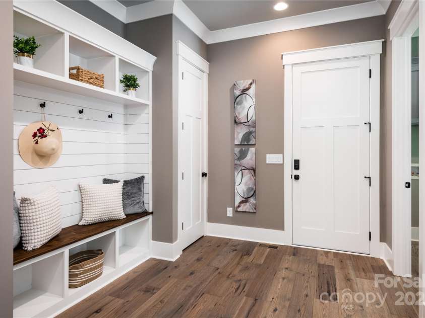 7703 Juniper Lane, Denver, NC 28037.  MLS# CAR4260434, YatesRealty ID 17642. 