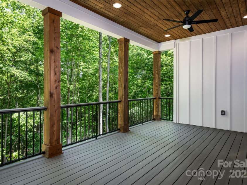 7703 Juniper Lane, Denver, NC 28037.  MLS# CAR4260434, YatesRealty ID 17642. 