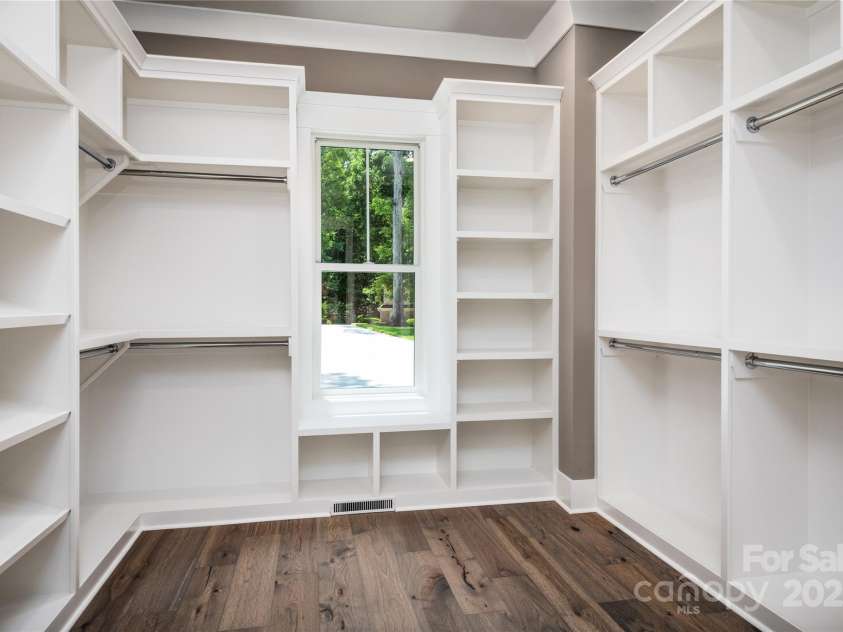 7703 Juniper Lane, Denver, NC 28037.  MLS# CAR4260434, YatesRealty ID 17642. 