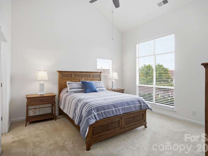 18009 Kings Point Drive, Cornelius, NC 28031.  MLS# CAR4389231, YatesRealty ID 17644. 