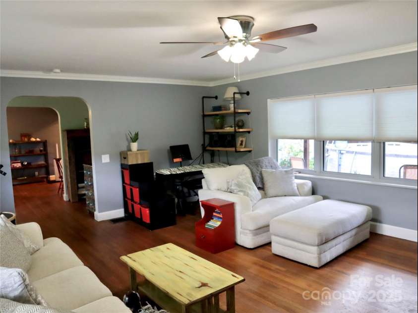 53 Windy Oaks Ridge, Burnsville, NC 28714.  MLS# CAR4259411, YatesRealty ID 17644. 