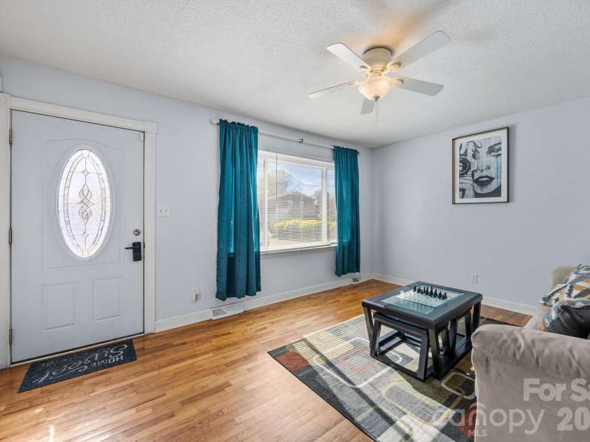 1009 Union Terrace, Gastonia, NC 28056.  MLS# CAR4359754, YatesRealty ID 17645. 
