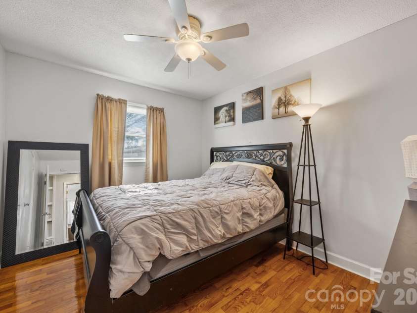 1009 Union Terrace, Gastonia, NC 28056.  MLS# CAR4359754, YatesRealty ID 17645. 