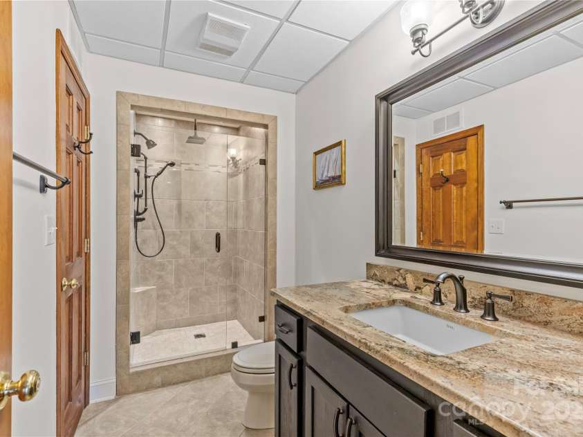 376 Oak Tree Road, Mooresville, NC 28117.  MLS# CAR4247932, YatesRealty ID 17645. 