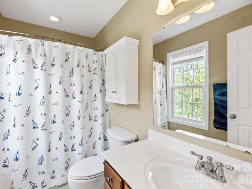 1131 Greenheather Drive, Salisbury, NC 28147.  MLS# CAR4357803, YatesRealty ID 17646. Full Bathroom 2nd Floor