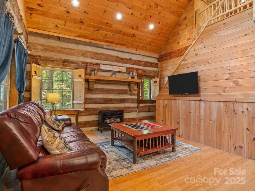 18 Lennox Road, Landrum, SC 29356.  MLS# CAR4253831, YatesRealty ID 17646. View from the front door.