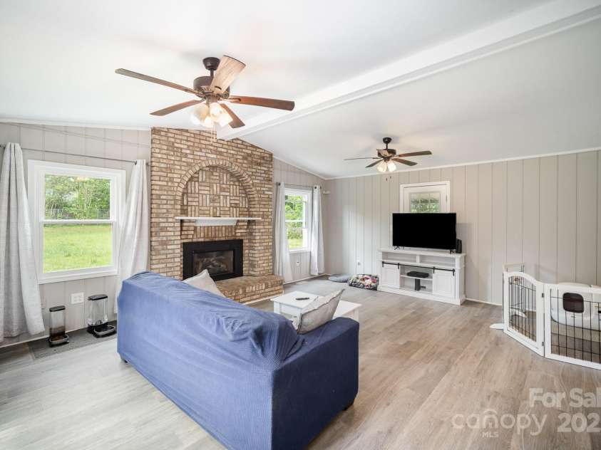 1211 Mirror Park Drive, Salisbury, NC 28146.  MLS# CAR4251725, YatesRealty ID 17647. 