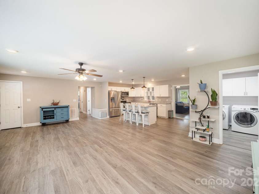 1211 Mirror Park Drive, Salisbury, NC 28146.  MLS# CAR4251725, YatesRealty ID 17647. 