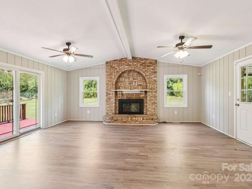 1211 Mirror Park Drive, Salisbury, NC 28146.  MLS# CAR4302629, YatesRealty ID 17647. 