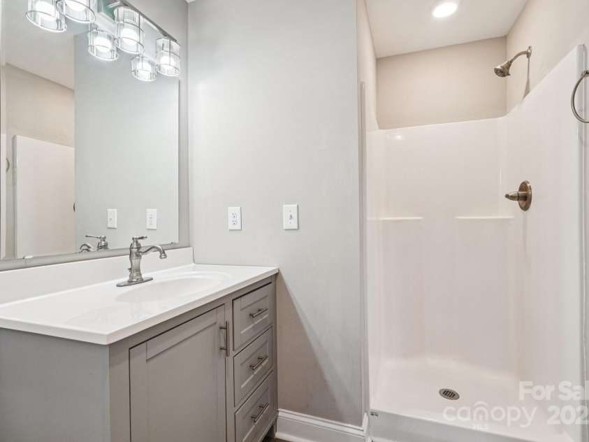 1211 Mirror Park Drive, Salisbury, NC 28146.  MLS# CAR4302629, YatesRealty ID 17647. 