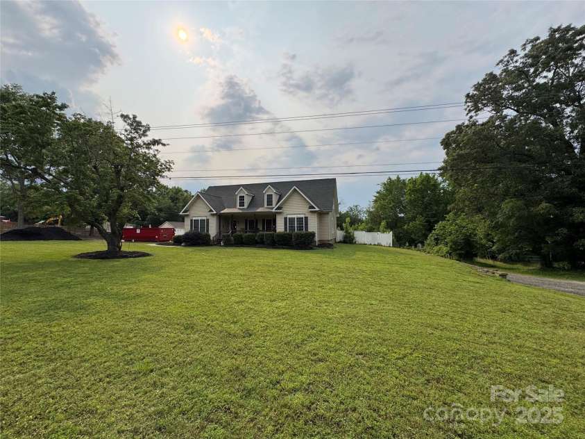 13219 Asbury Chapel Road, Huntersville, NC 28078.  MLS# CAR4264147, YatesRealty ID 17649. 