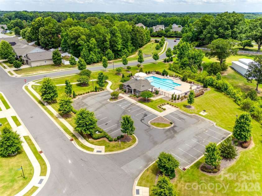 327 Hawks Creek Parkway, Fort Mill, SC 29708.  MLS# CAR4360891, YatesRealty ID 17649. Community pool