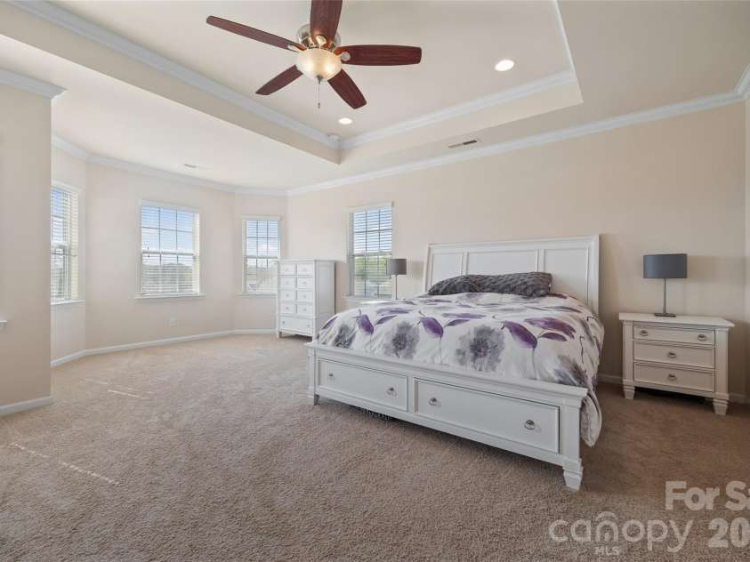 327 Hawks Creek Parkway, Fort Mill, SC 29708.  MLS# CAR4360891, YatesRealty ID 17649. Primary bedroom