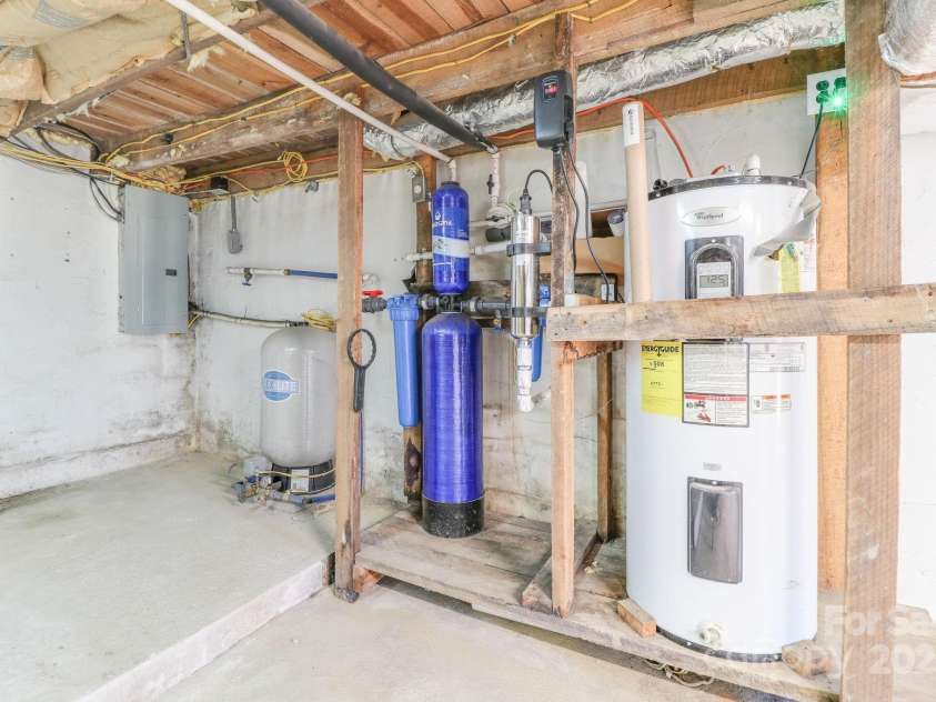 1108 Jenkins Valley Road, Alexander, NC 28701.  MLS# CAR4330968, YatesRealty ID 1765. 