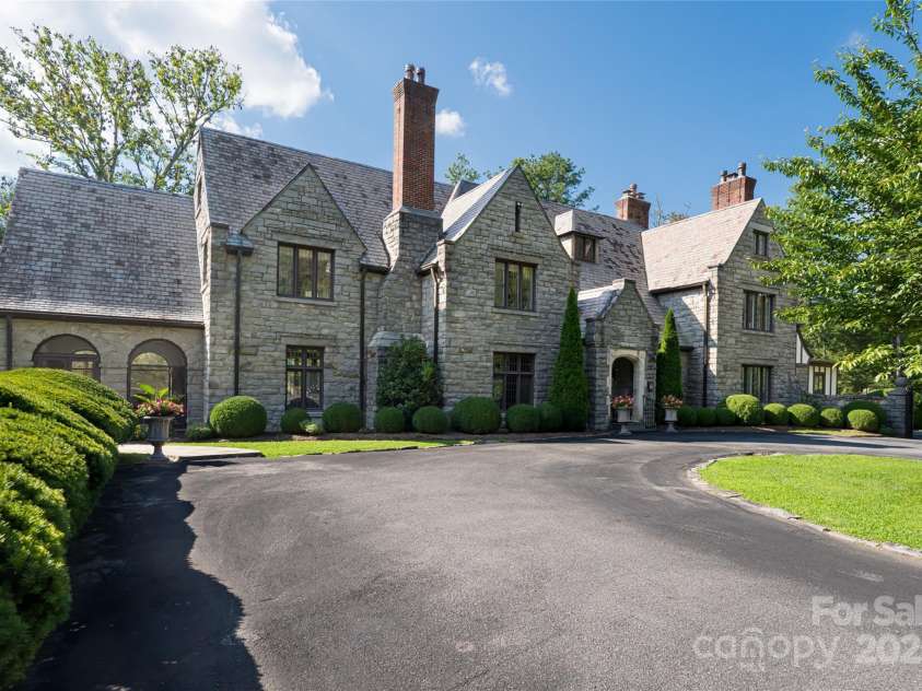 436 Vanderbilt Road, Asheville, NC 28803.  MLS# CAR4132682, YatesRealty ID 1765. 