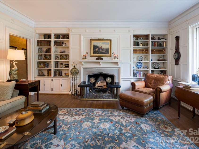 436 Vanderbilt Road, Asheville, NC 28803.  MLS# CAR4132682, YatesRealty ID 1765. 