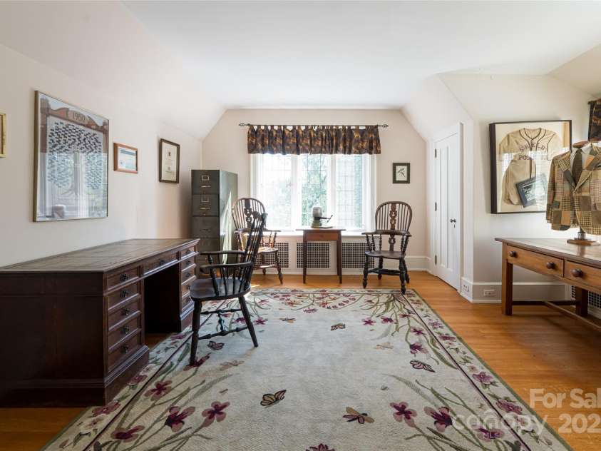 436 Vanderbilt Road, Asheville, NC 28803.  MLS# CAR4132682, YatesRealty ID 1765. 