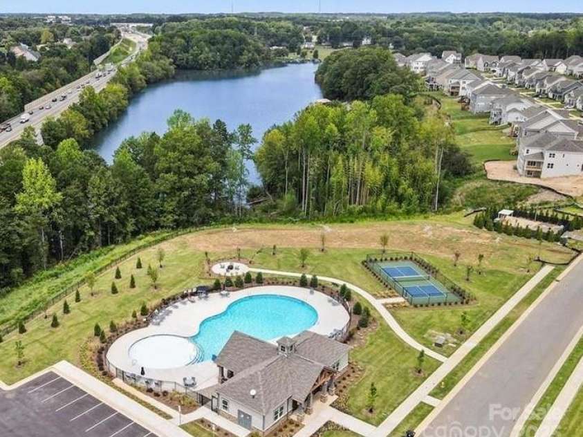 119 Winterberry Street, Mooresville, NC 28117.  MLS# CAR4220292, YatesRealty ID 17651. 