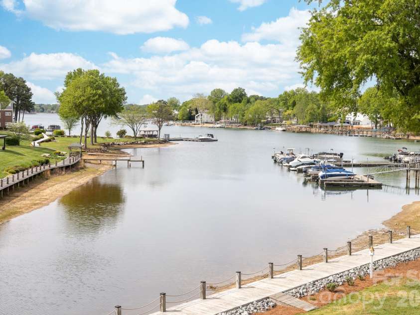 18633 Harborside Drive, Cornelius, NC 28031.  MLS# CAR4366033, YatesRealty ID 17653. Boatslips potentially available through separate agreement