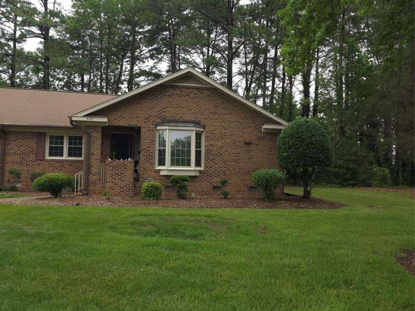 600 Colby Circle, Salisbury, NC 28147.  MLS# CAR4265137, YatesRealty ID 17653. 